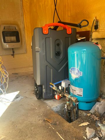 6915 Rowley Drive, Osseo, MI 49266