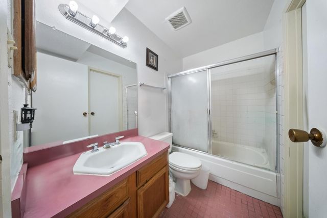 6602 Harbor Town Drive 506, Houston, TX 77036