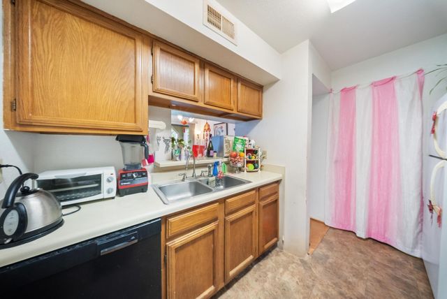 6602 Harbor Town Drive 506, Houston, TX 77036