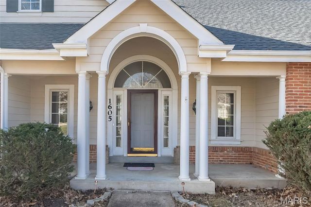 1605 Ridge Bend Drive, Wildwood, MO 63038