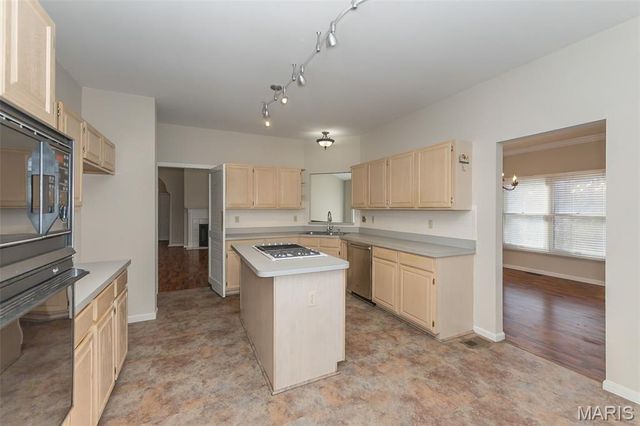 1605 Ridge Bend Drive, Wildwood, MO 63038