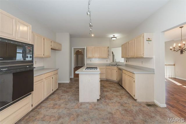 1605 Ridge Bend Drive, Wildwood, MO 63038