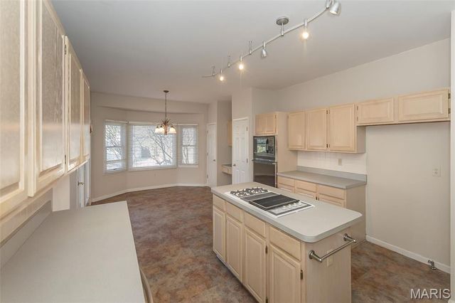 1605 Ridge Bend Drive, Wildwood, MO 63038