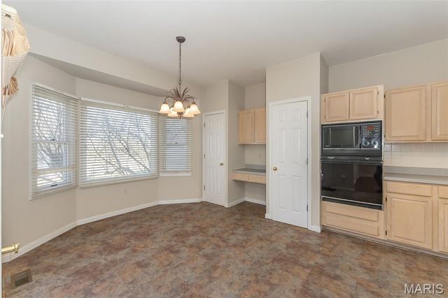 1605 Ridge Bend Drive, Wildwood, MO 63038