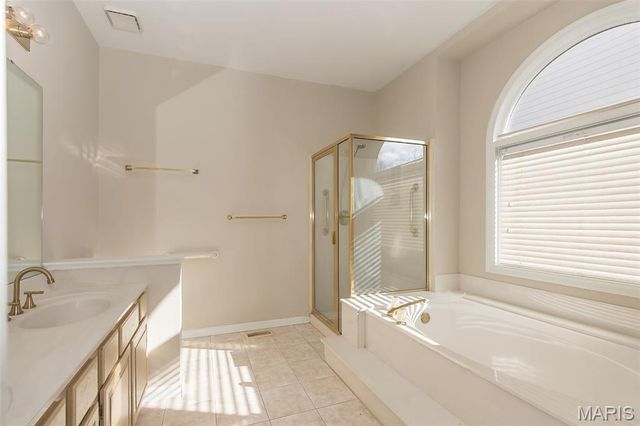 1605 Ridge Bend Drive, Wildwood, MO 63038