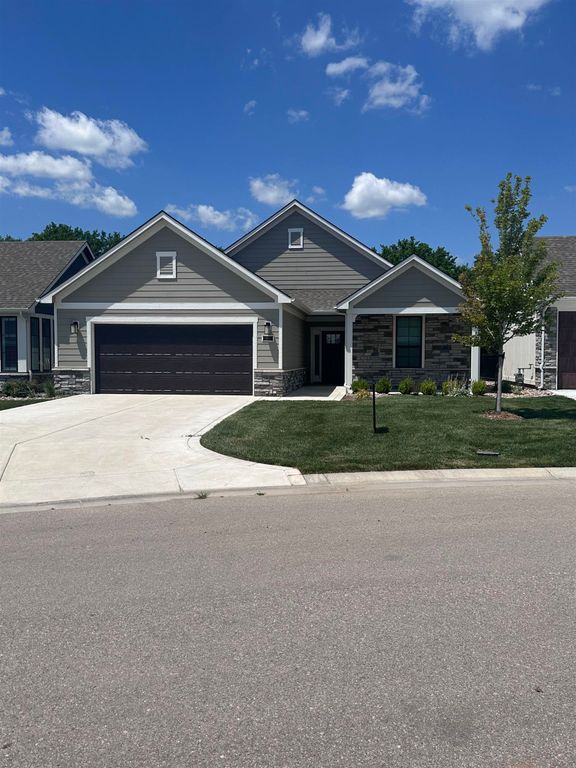 620 E Park Place, Andover, KS 67002