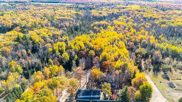 2385 W Houghton Lake Drive, Denton Twp, MI 48629