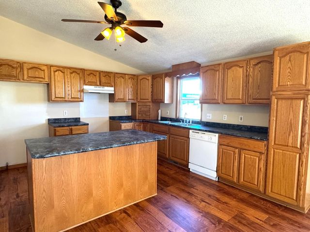 2385 W Houghton Lake Drive, Denton Twp, MI 48629