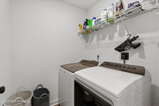 8642 Hayes Drive, Southaven, MS 38672