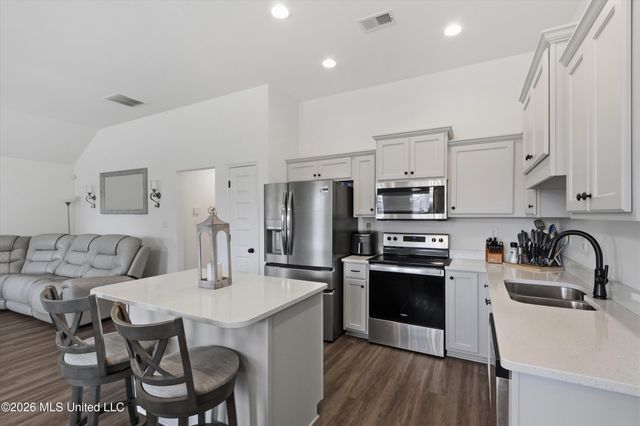 8642 Hayes Drive, Southaven, MS 38672