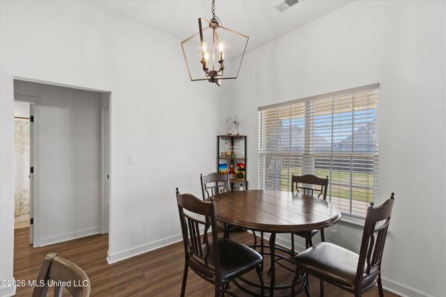 8642 Hayes Drive, Southaven, MS 38672