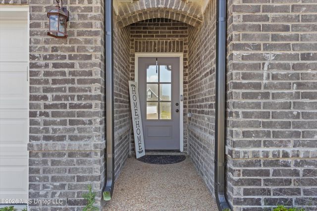 8642 Hayes Drive, Southaven, MS 38672