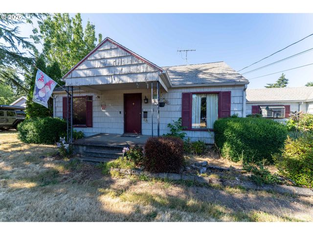 10831 Ne KNOTT St, Portland, OR 97220