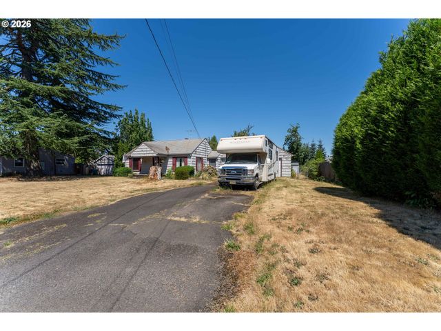 10831 Ne KNOTT St, Portland, OR 97220