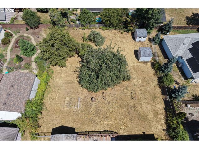 10831 Ne KNOTT St, Portland, OR 97220