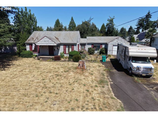 10831 Ne KNOTT St, Portland, OR 97220