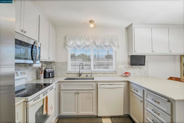 2123 Carquinez Pl, Pittsburg, CA 94565