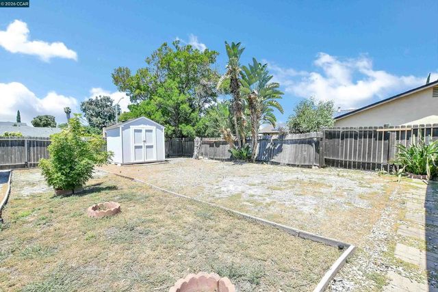 2123 Carquinez Pl, Pittsburg, CA 94565