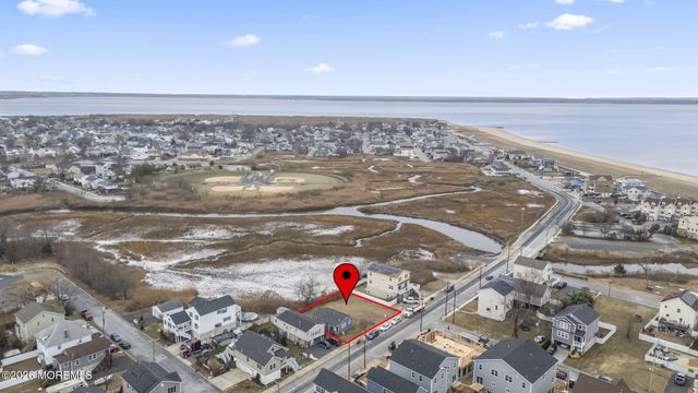 303 Union Avenue, Union Beach, NJ 07735