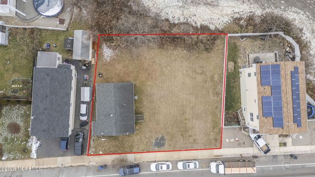 303 Union Avenue, Union Beach, NJ 07735