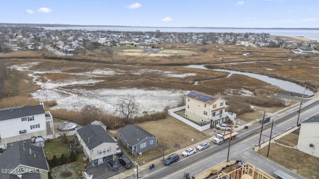 303 Union Avenue, Union Beach, NJ 07735