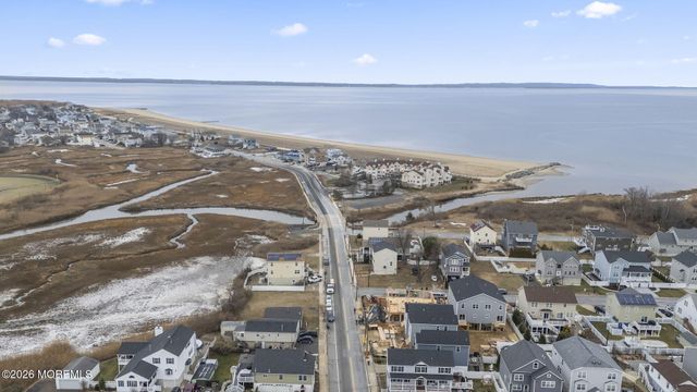 303 Union Avenue, Union Beach, NJ 07735
