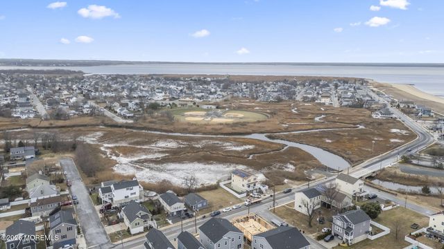 303 Union Avenue, Union Beach, NJ 07735