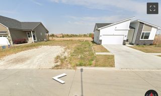 840 SE Booth Avenue, Waukee, IA 50263