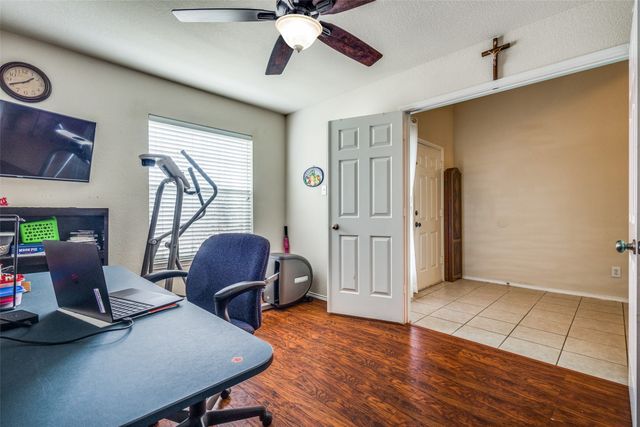 6025 Goldenrod Drive, Denton, TX 76208