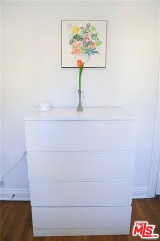 601 S Sweetzer Avenue B, Los Alamitos, CA 90048