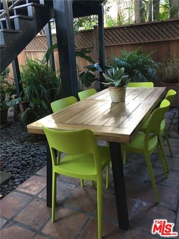 601 S Sweetzer Avenue B, Los Alamitos, CA 90048