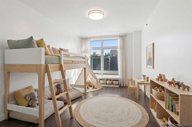 97-45 63rd Drive 6G, Rego Park, NY 11374