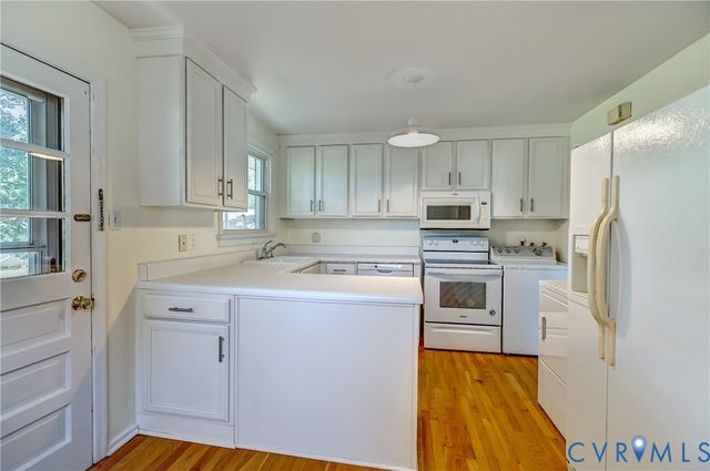 2717 Omega Rd, Henrico, VA 23228