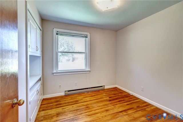 2717 Omega Rd, Henrico, VA 23228