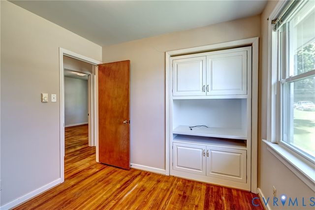 2717 Omega Rd, Henrico, VA 23228