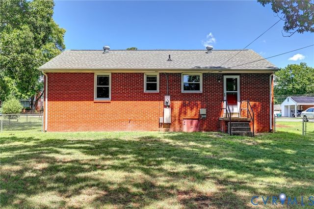 2717 Omega Rd, Henrico, VA 23228
