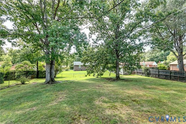 2717 Omega Rd, Henrico, VA 23228