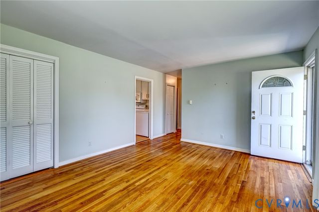 2717 Omega Rd, Henrico, VA 23228
