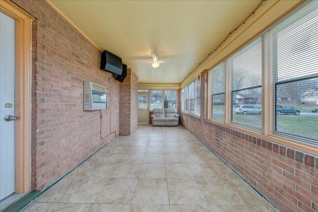 2966 Neil DR, Roanoke, VA 24019