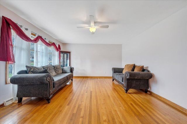 2966 Neil DR, Roanoke, VA 24019