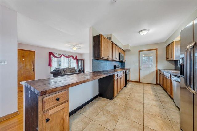 2966 Neil DR, Roanoke, VA 24019