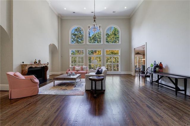 9390 Colonnade Trail, Alpharetta, GA 30022