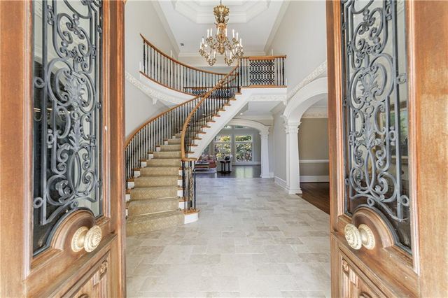 9390 Colonnade Trail, Alpharetta, GA 30022