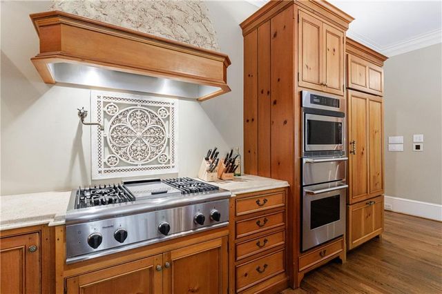 9390 Colonnade Trail, Alpharetta, GA 30022