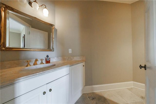 9390 Colonnade Trail, Alpharetta, GA 30022
