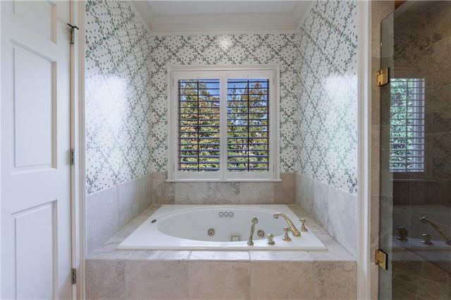 9390 Colonnade Trail, Alpharetta, GA 30022