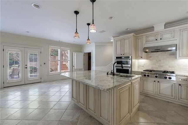 9390 Colonnade Trail, Alpharetta, GA 30022
