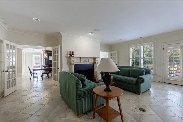 9390 Colonnade Trail, Alpharetta, GA 30022