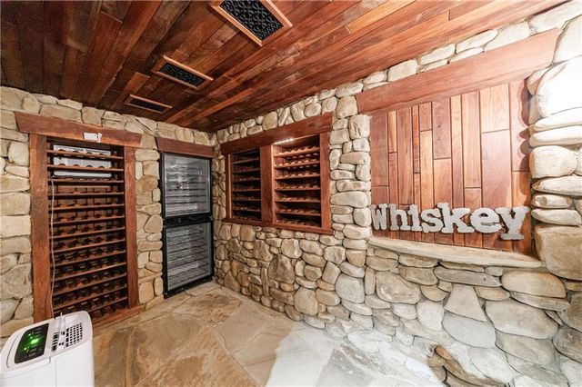 9390 Colonnade Trail, Alpharetta, GA 30022