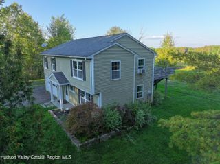 38 Ichabod Crane Circle, Coxsackie, NY 12051
